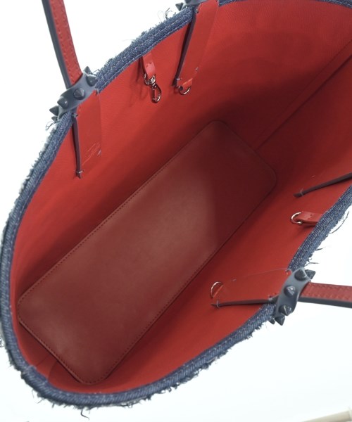 Christian Louboutin กระเป๋าถือ