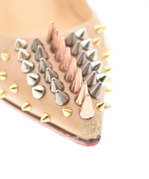 Christian Louboutin รองเท้าส้นสูง
