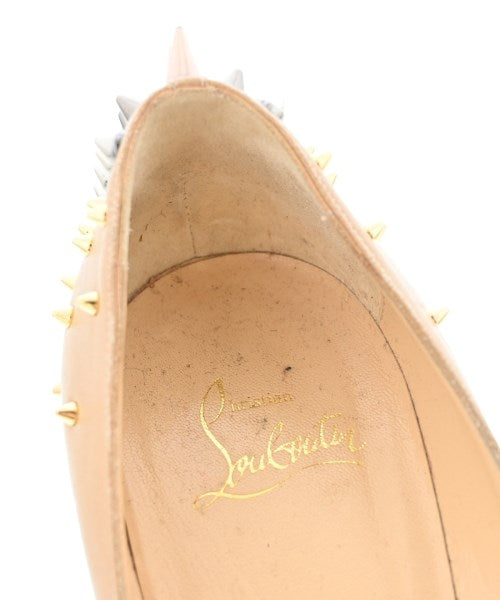 Christian Louboutin รองเท้าส้นสูง
