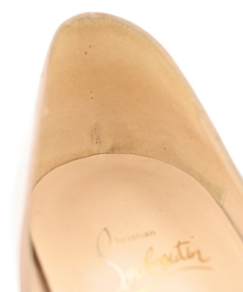 Christian Louboutin รองเท้าส้นสูง