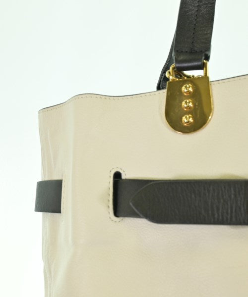 Christian Louboutin กระเป๋าถือขนาดใหญ่