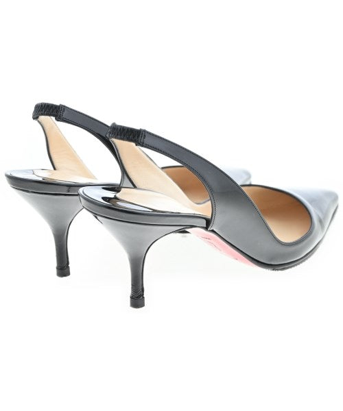 Christian Louboutin รองเท้าส้นสูง