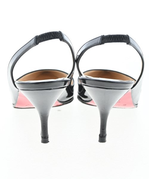Christian Louboutin รองเท้าส้นสูง