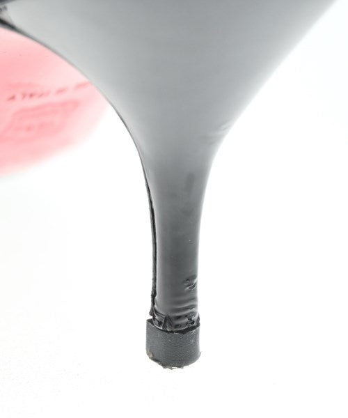Christian Louboutin รองเท้าส้นสูง
