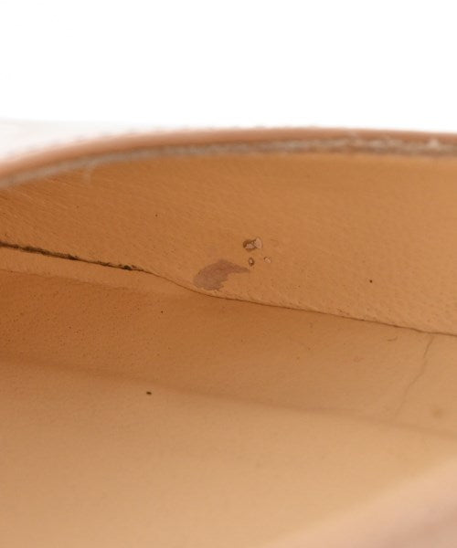 Christian Louboutin รองเท้าส้นสูง