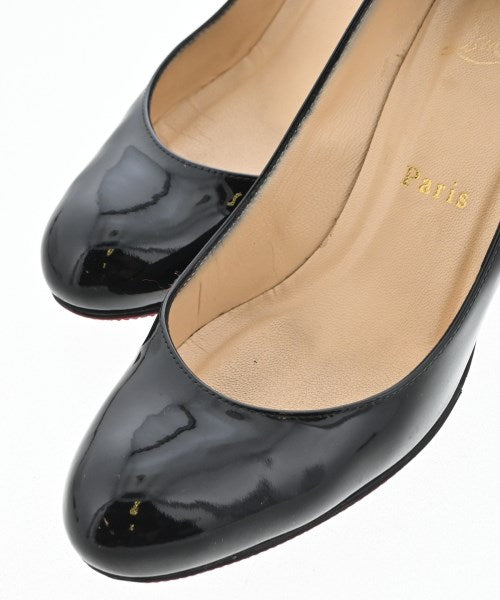 Christian Louboutin รองเท้าส้นสูง