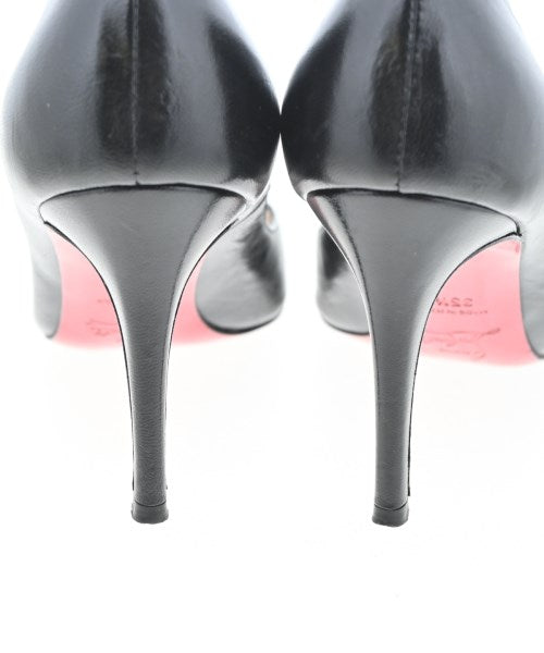 Christian Louboutin รองเท้าส้นสูง