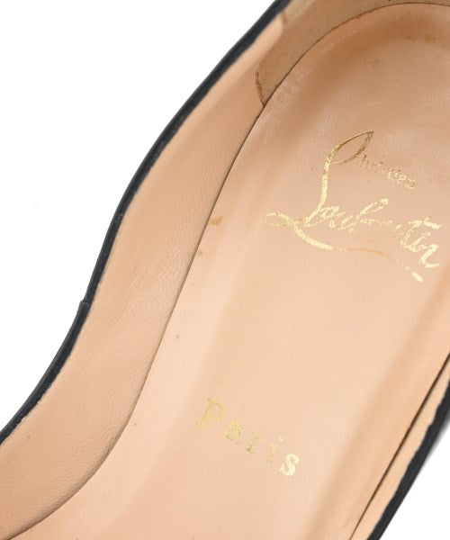 Christian Louboutin รองเท้าส้นสูง
