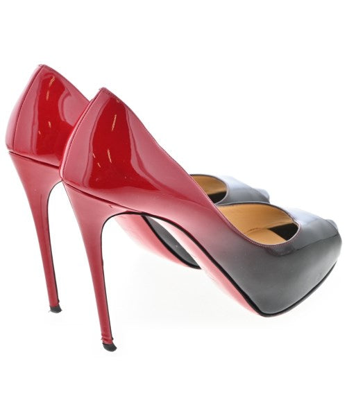 Christian Louboutin รองเท้าส้นสูง