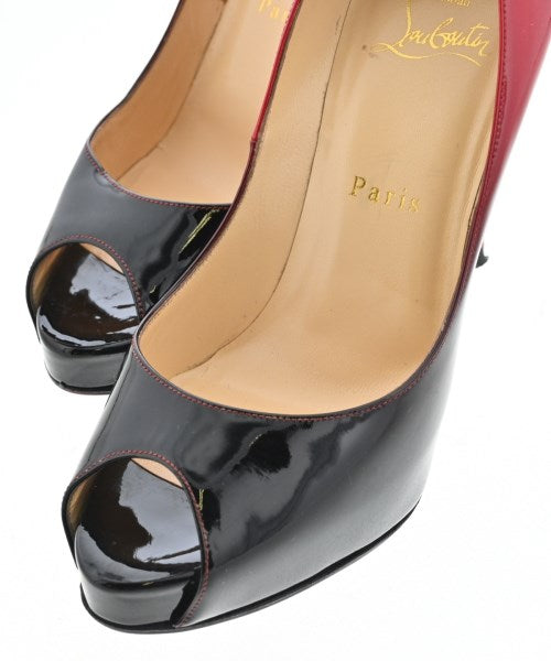 Christian Louboutin รองเท้าส้นสูง