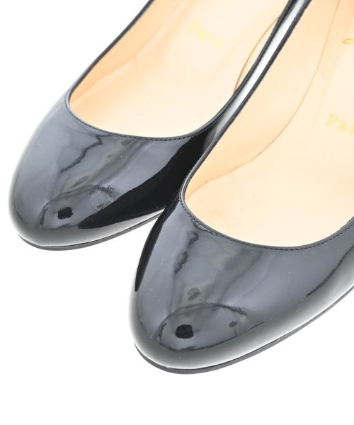 Christian Louboutin รองเท้าส้นสูง