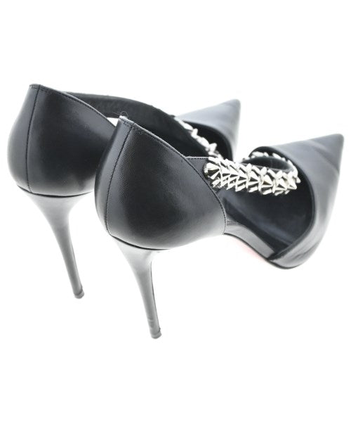Christian Louboutin รองเท้าส้นสูง
