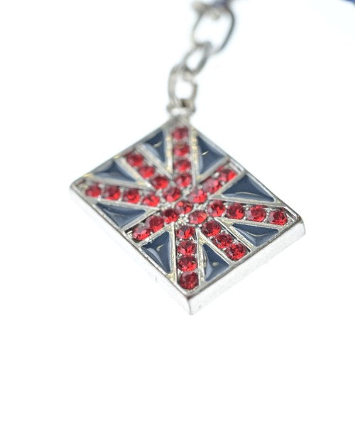 ANTEPRIMA เครื่องประดับบนกระเป๋า