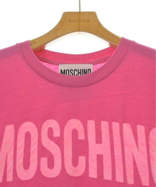 MOSCHINO เสื้อยืด/เสื้อท็อปส์