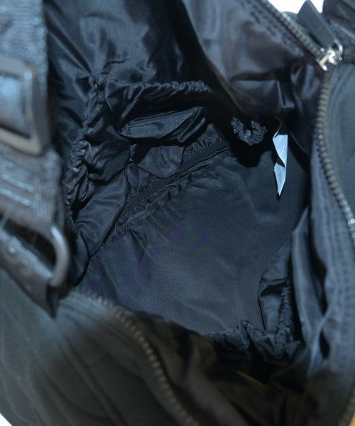 MOSCHINO กระเป๋าใส่อุปกรณ์ขนาดใหญ่