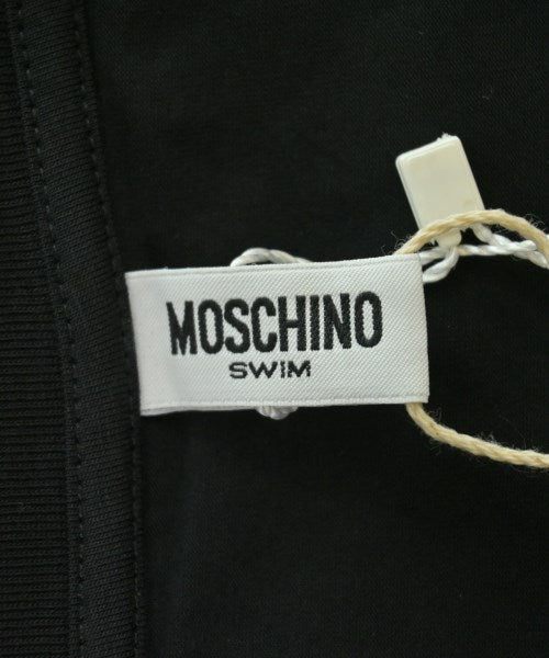 MOSCHINO เสื้อยืด/เสื้อท็อปส์