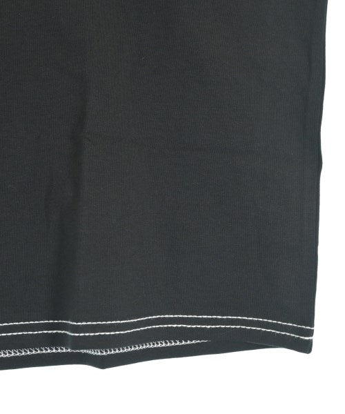 MOSCHINO เสื้อยืด/เสื้อท็อปส์