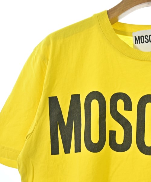 MOSCHINO เสื้อยืด/เสื้อท็อปส์