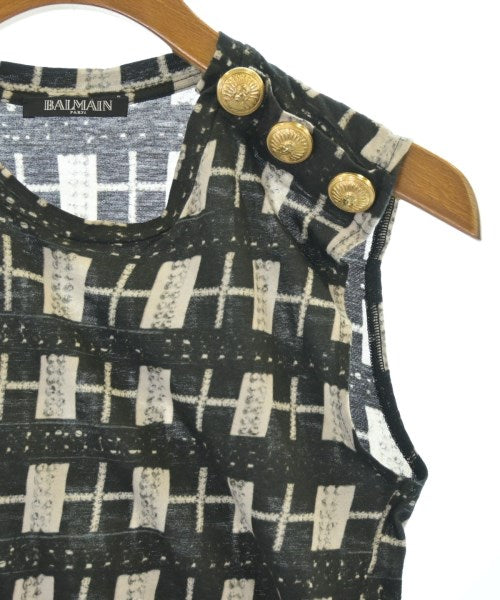 BALMAIN แขนกุด