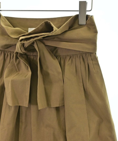 Chloe กระโปรงยาวถึงเข่า