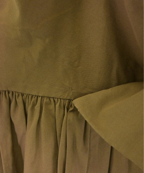 Chloe กระโปรงยาวถึงเข่า