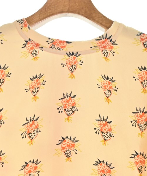 Chloe เสื้อลำลอง