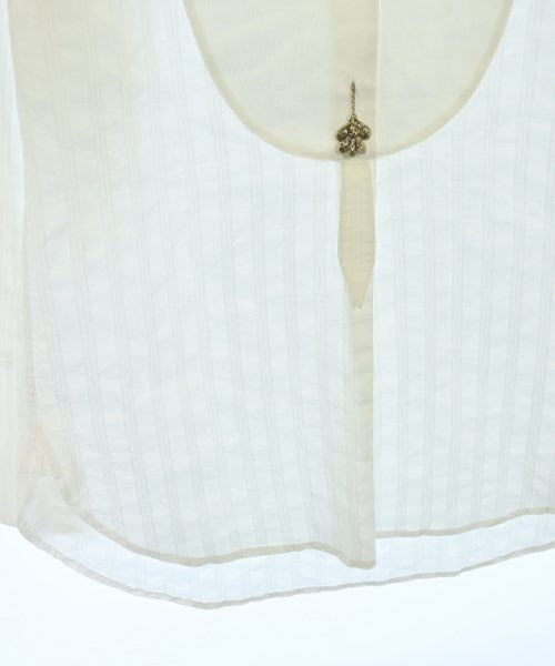 Chloe เสื้อลำลอง