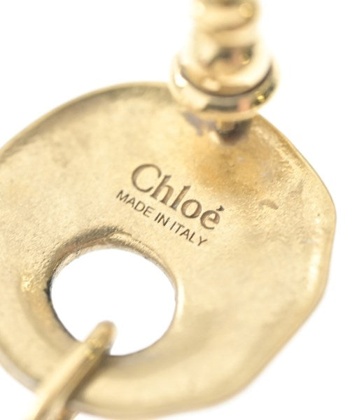 Chloe เจาะ