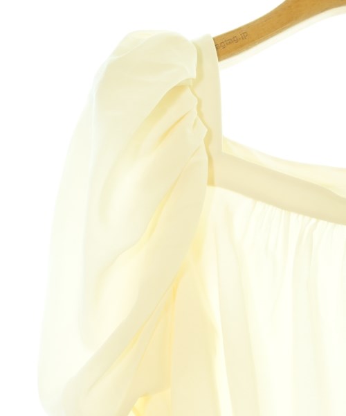 Chloe เสื้อลำลอง