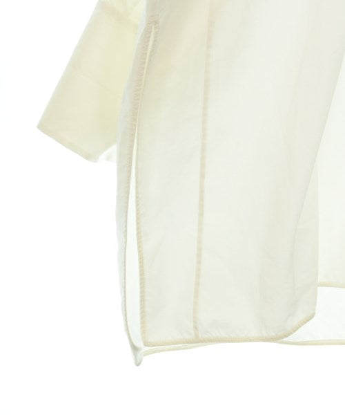 Chloe เสื้อลำลอง