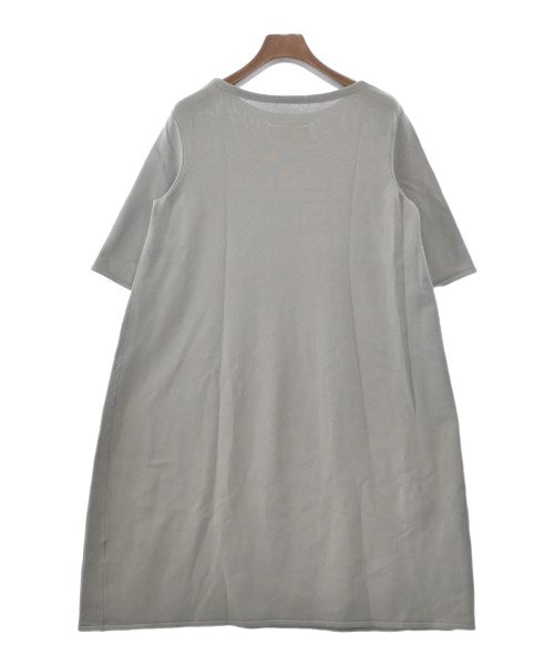 MM6 ชุดเดรส