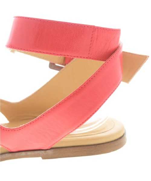 MM6 รองเท้าแตะ