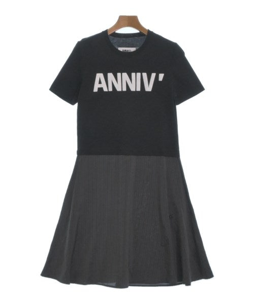 MM6 ชุดเดรส