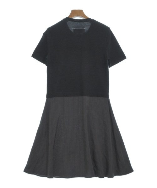 MM6 ชุดเดรส