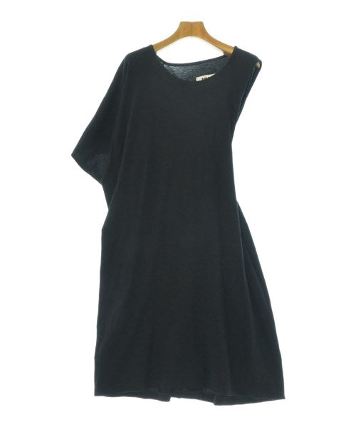 MM6 ชุดเดรส