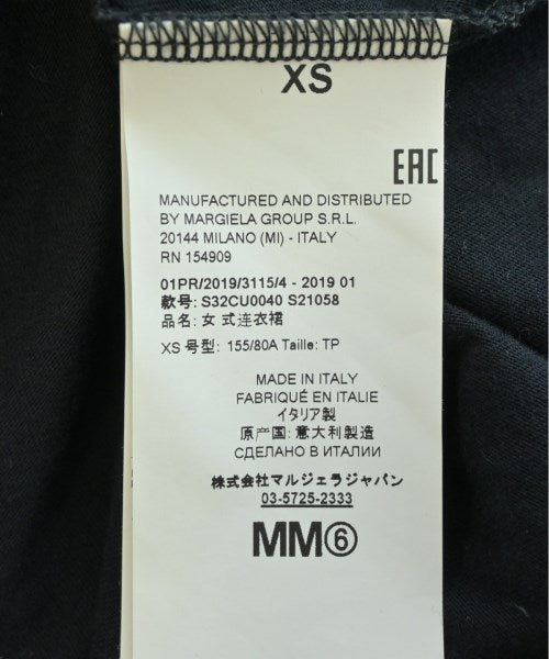 MM6 ชุดเดรส