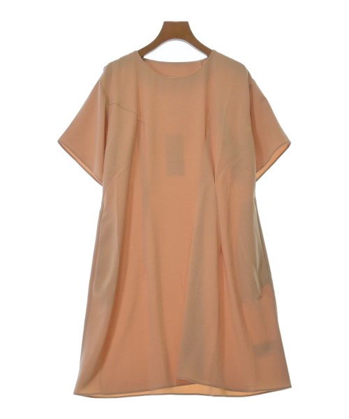 MM6 ชุดเดรส