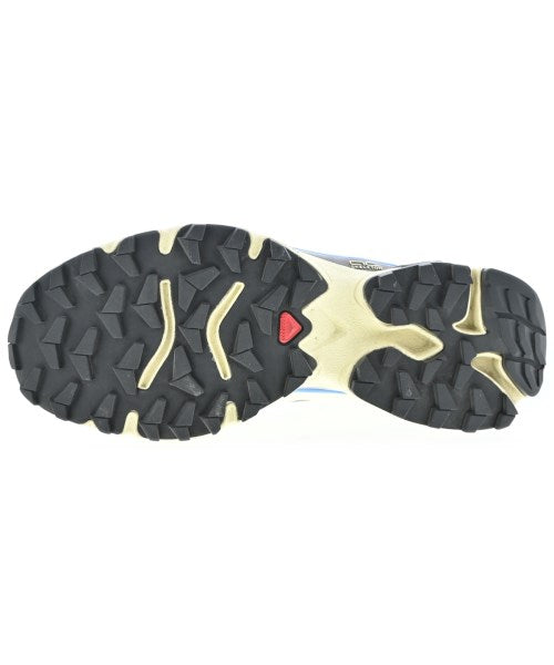 MM6 รองเท้าผ้าใบ