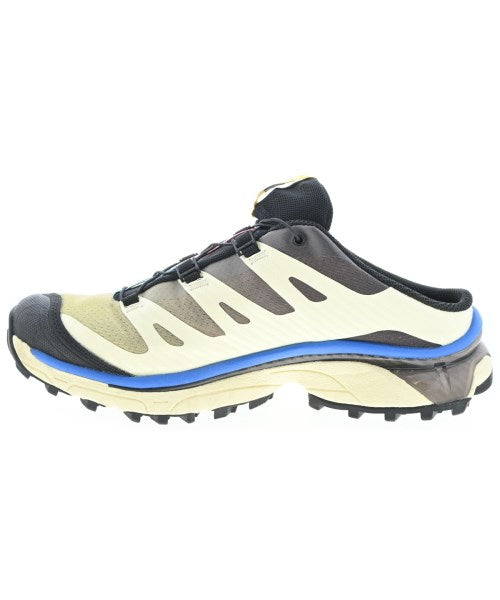 MM6 รองเท้าผ้าใบ