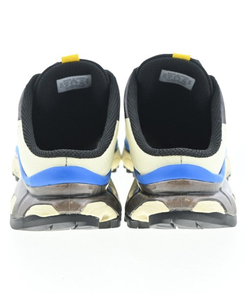 MM6 รองเท้าผ้าใบ