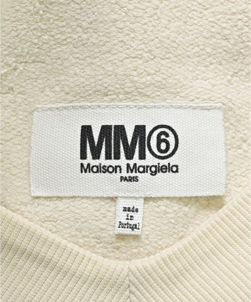 MM6 ชุดเดรส