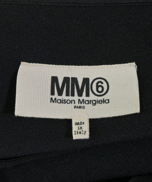 MM6 ชุดเดรส