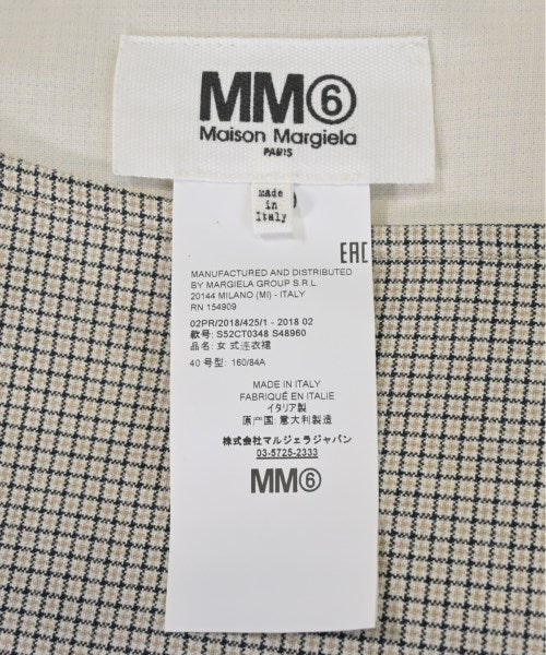 MM6 ชุดเดรส