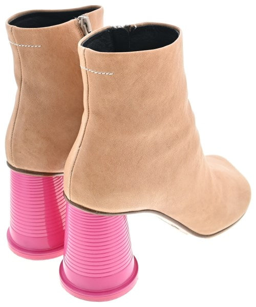 MM6 รองเท้าบูท