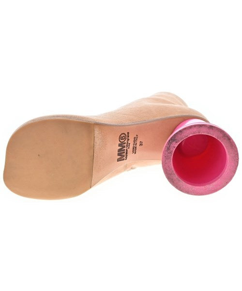 MM6 รองเท้าบูท