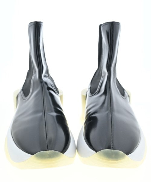 MM6 รองเท้าบูท