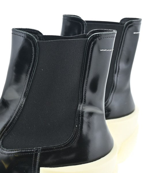 MM6 รองเท้าบูท