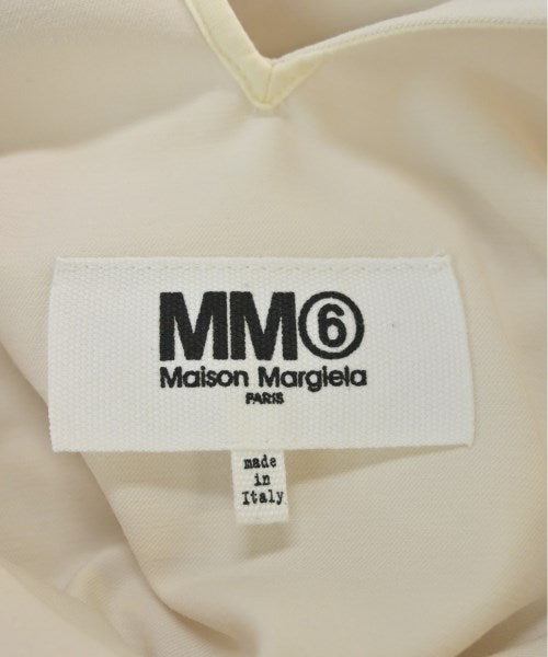 MM6 เสื้อลำลอง