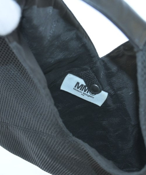 MM6 กระเป๋าถือ