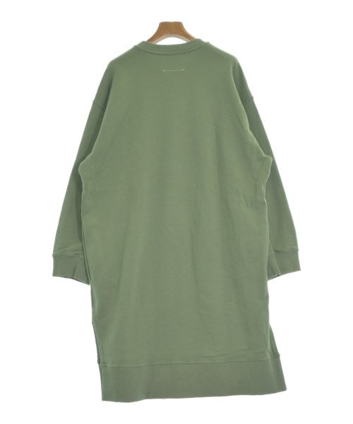 MM6 ชุดเดรส